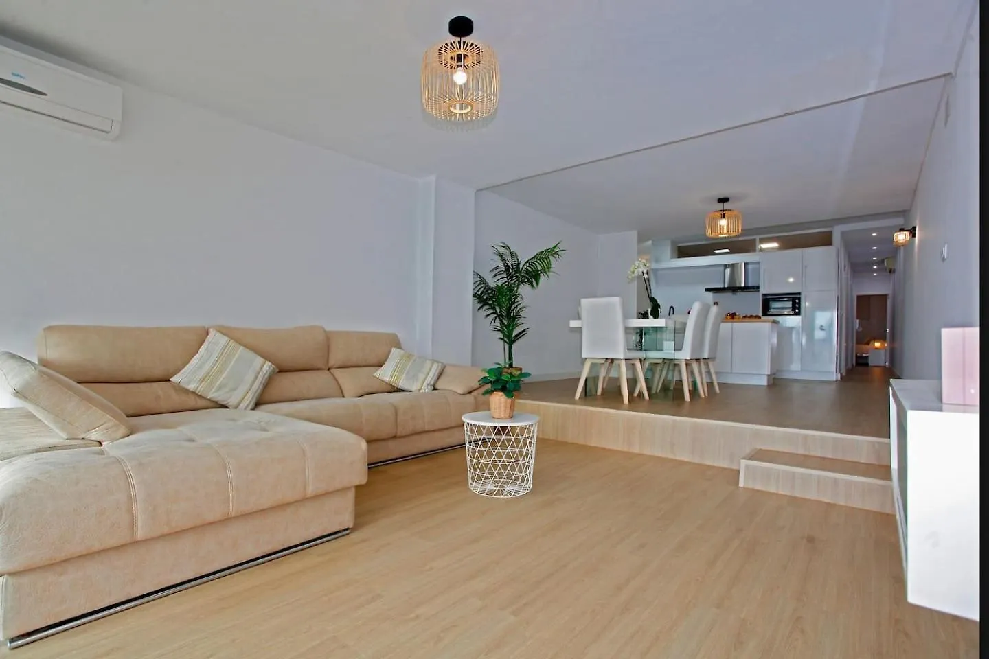 Magnifico Apartamento A Primera Linea De Playa Alcúdia